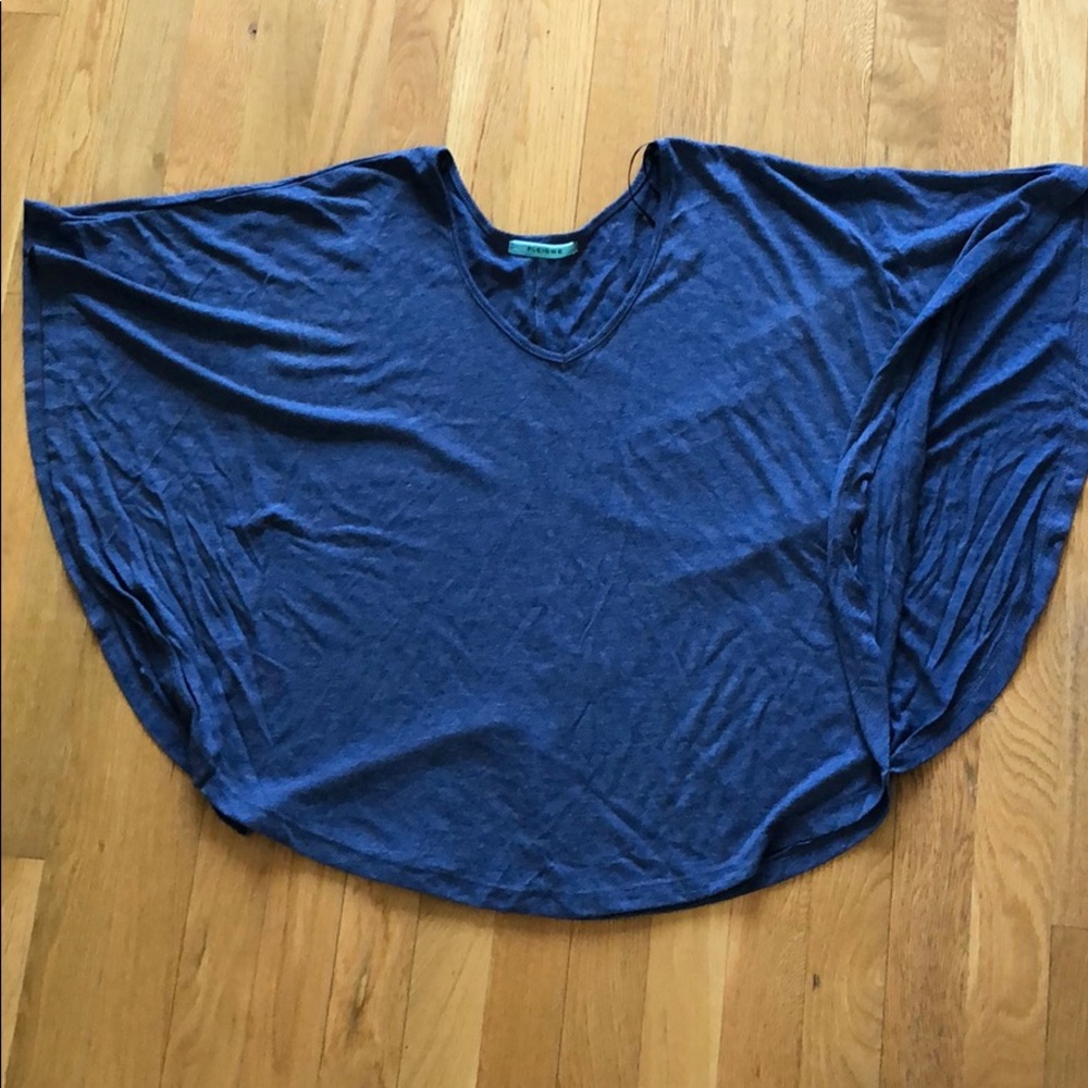 Short sleeves shirt
